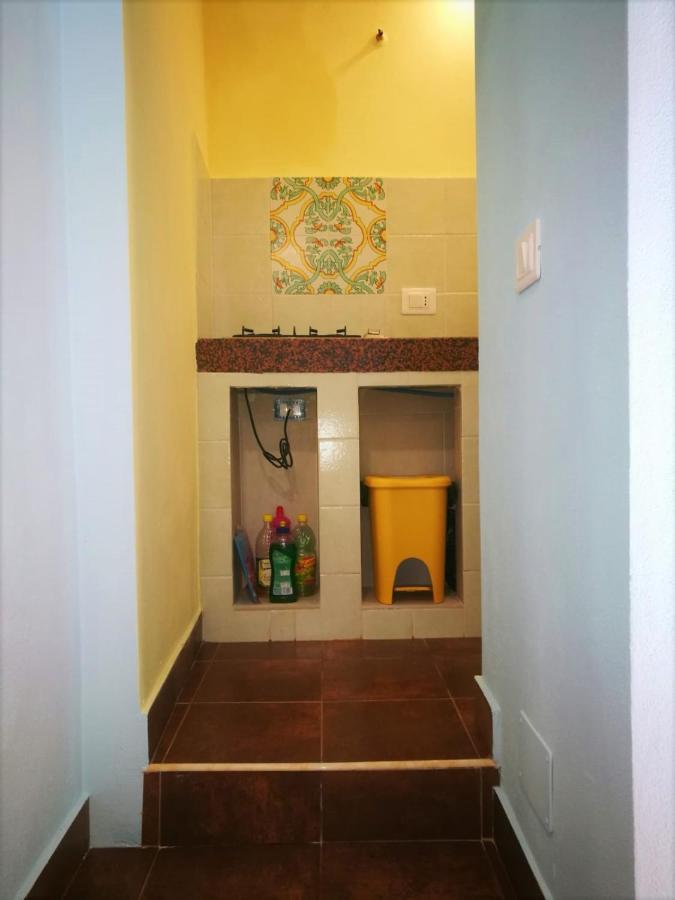 Casa Vacanze, In Centro Citta Caltanissetta Exterior photo