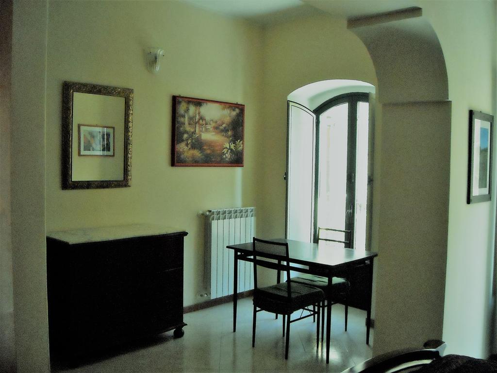 Casa Vacanze, In Centro Citta Caltanissetta Exterior photo